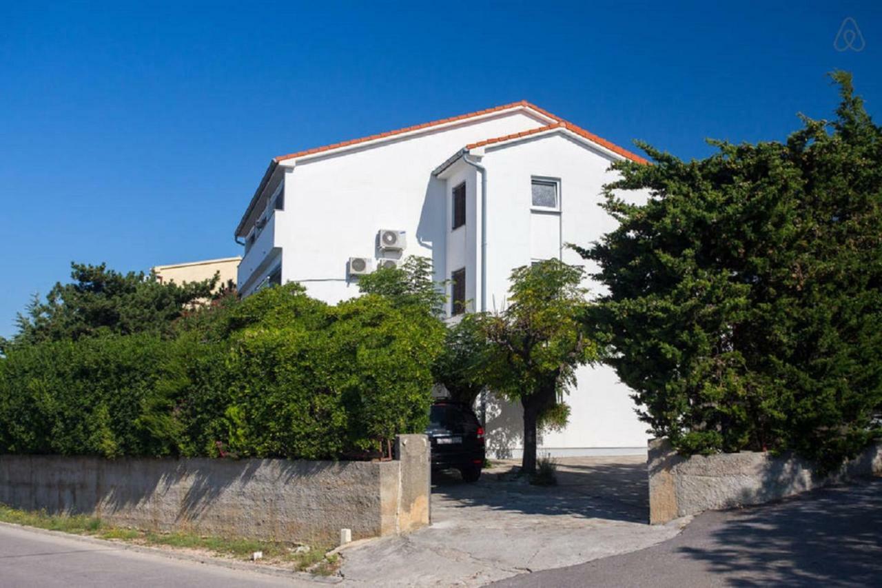 Guest House Mazuth II Banjol Exterior foto